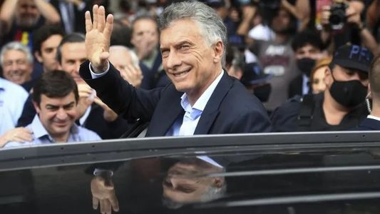Mauricio Macri apuntó contra la izquierda con un video: Trabajar, poco, pero para movilizar es la primera