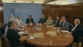 Sergio Massa recibió el apoyo de la CGT y los movimientos sociales: Es mi tarea garantizar un camino de estabilización