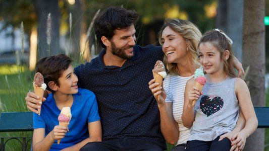 Los heladeros apuestan a las promociones para evitar la crisis