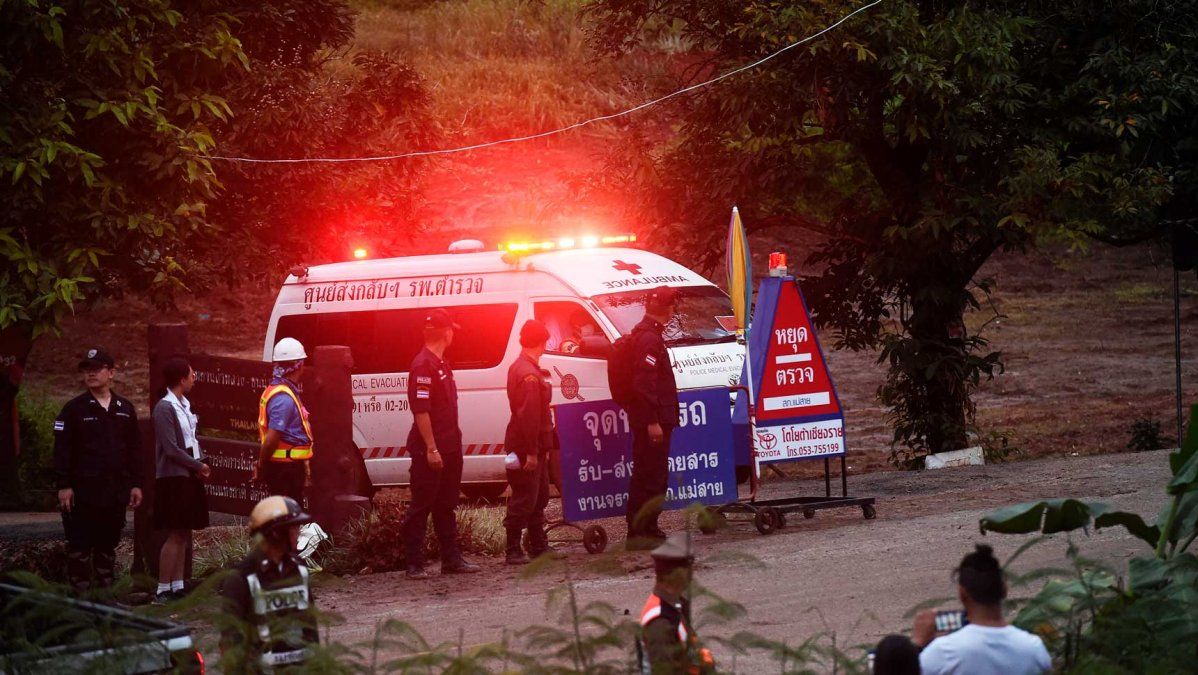 Tailandia: así rescataron a los primeros chicos