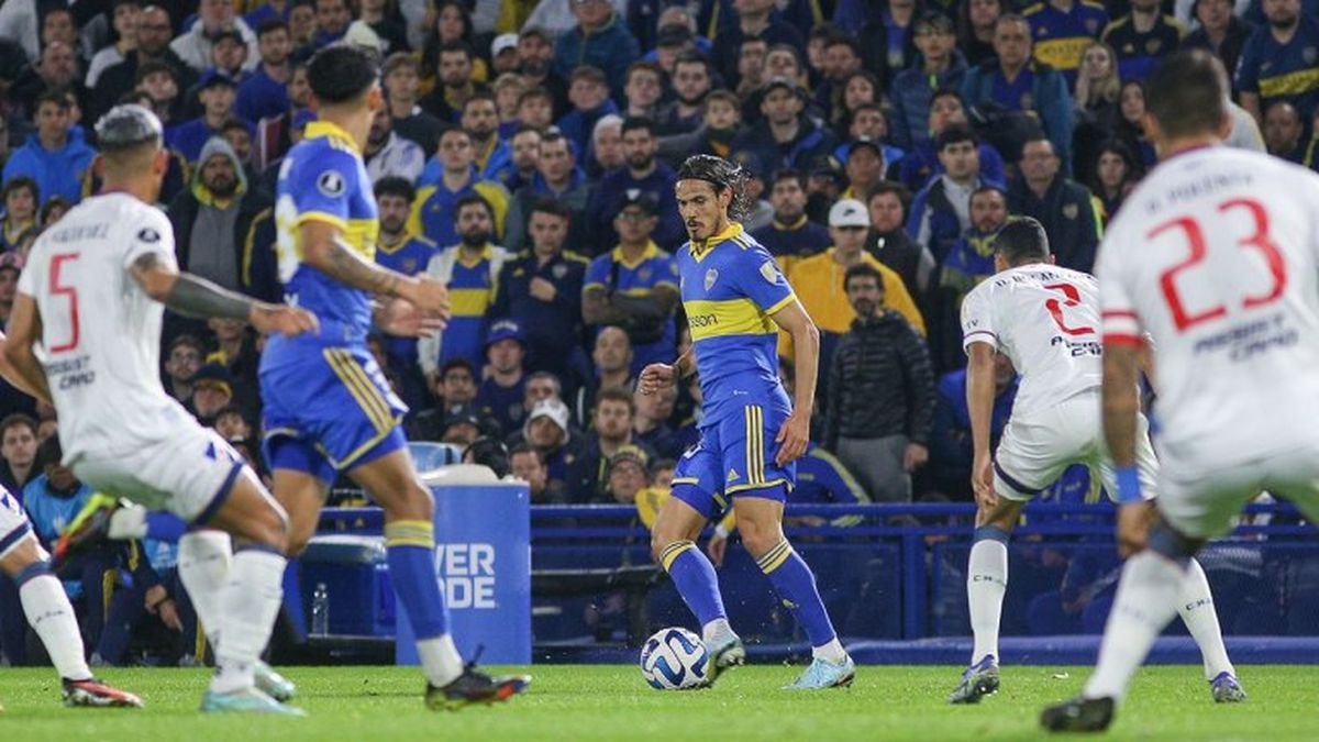 Boca empató 2-2 con Nacional en la Bombonera, pero pasó a cuartos de final  de la Copa Libertadores en los penales