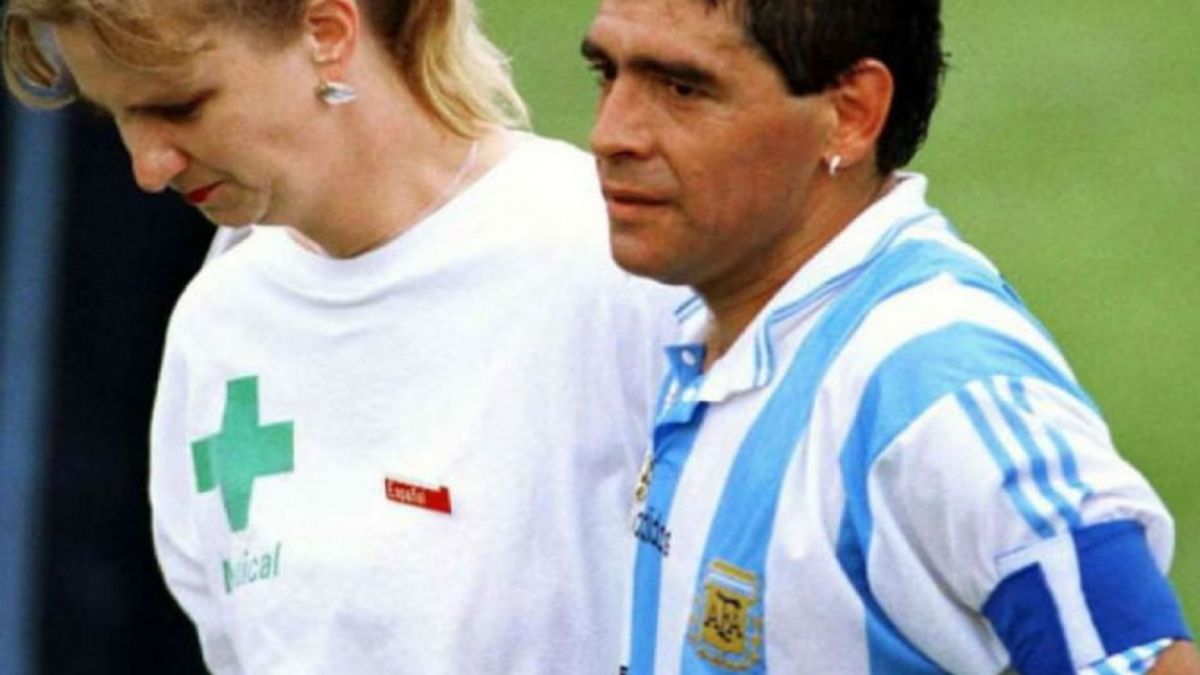 El día que 'le cortaron las piernas' a Diego Maradona, tras dar positivo el control antidoping en el Mundial de EE UU '94. 