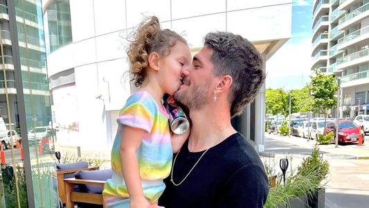 Imágenes del reencuentro de Rodrigo De Paul con sus hijos después de la furia de su ex, Camila Homs