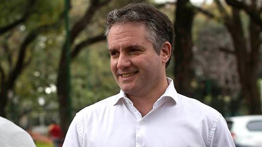 Por los supuestos chats filtrados con jueces y funcionarios, Marcelo DAlessandro renunció como ministro de Seguridad