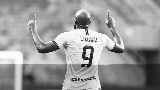 A lo Messi: el golazo de Lukaku para un Inter que todavía sueña con arruinarle la fiesta a Juventus