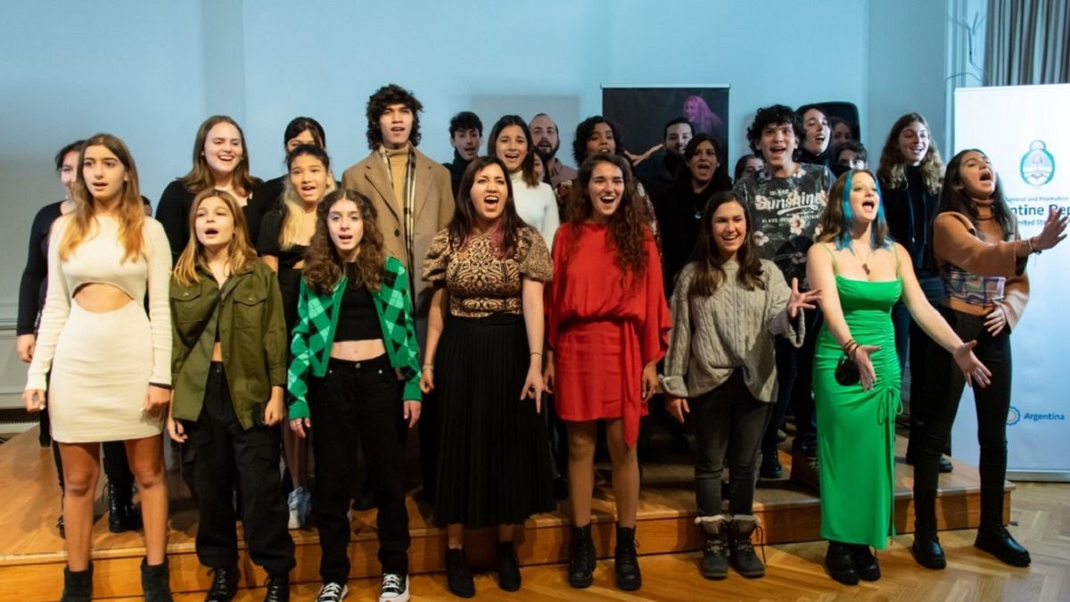 Muna Pauls en su paso por el programa Go Broadway, en Nueva York. 