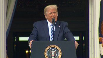 Trump reapareció en público en un acto de campaña diez días después del positivo por coronavirus