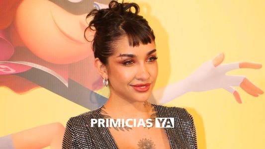 El deslumbrante look de María Becerra para el estreno de Mi Villano Favorito 4