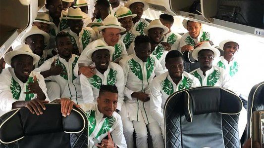 Nigeria se destaca una vez más con la indumentaria: la mejor camiseta y el mejor atuendo