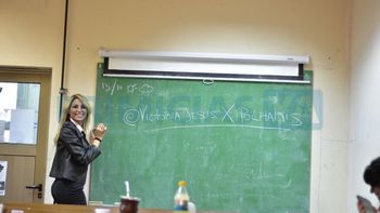 Vicky Xipolitakis dio una charla para alumnos de la UBA: Trato de crecer día a día