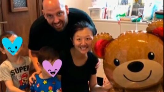 La primera foto de Karina Gao en su casa y tras el reencuentro con su esposo e hijos