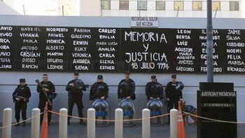 Acto por el atentado a la AMIA: las calles cortadas y las líneas de colectivos afectadas