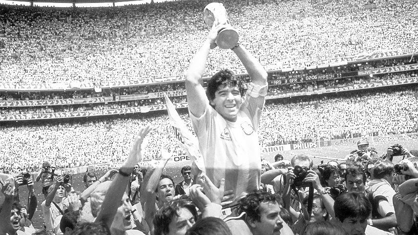 Un compilado de 10: 156 deportistas y artistas de todo el mundo saludaron a Maradona por su cumpleaños 60