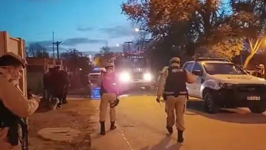 Otro trágico incendio dejó 4 muertos en Campana: una mujer de 25 años y sus tres hijos