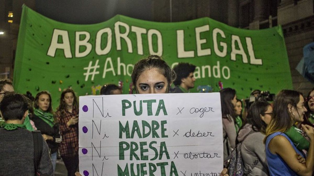 La ley en Argentina establece que se puede acceder al aborto seguro y gratuito hasta la semana 14 de embarazo&nbsp;