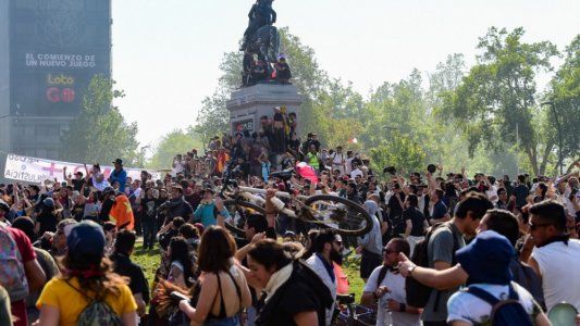 Con al menos 11 muertos, Chile decide investigar los incidentes mientras Maduro suma tensión al conflicto