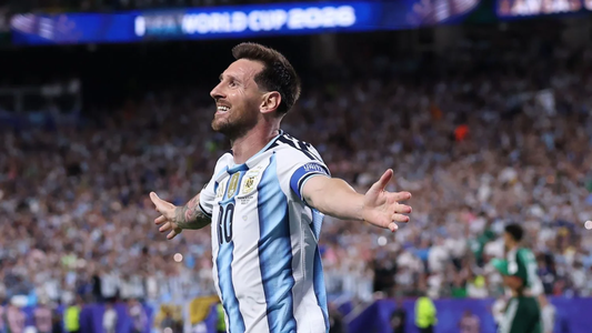 Polémica por el Balón de Oro 2026: la portada de LÉquipe con Lionel Messi como candidato que desató el debate