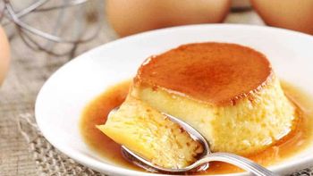 Cómo hacer flan casero: el paso a paso fácil y rápido del postre clásico argentino