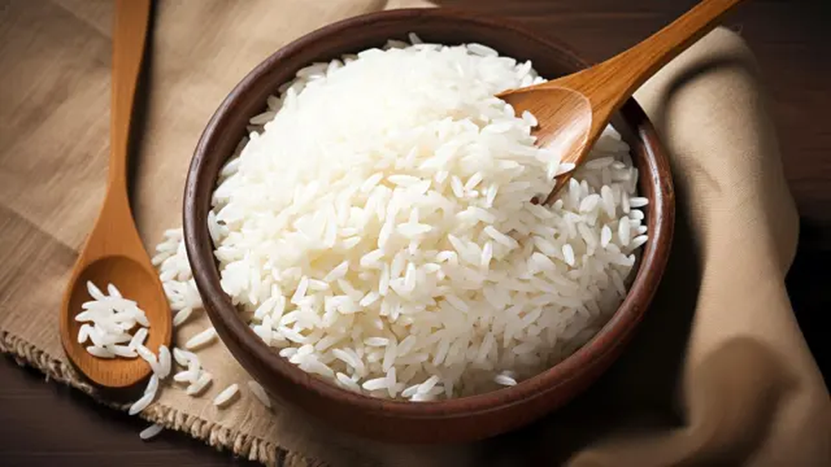 Qu&eacute; dice la ciencia y los cocineros: Lavar o no el arroz antes de cocinarlo