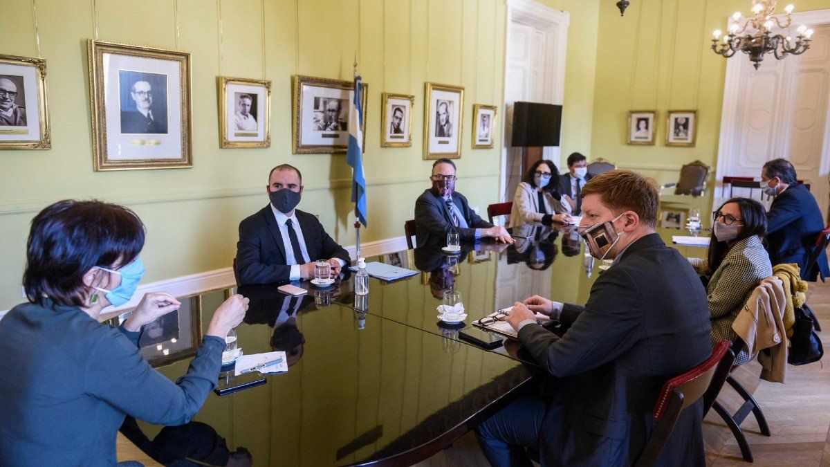 Confirman la continuidad de la ayuda estatal para el pago de sueldos en las empresas: el ATP 6 mantendrá características similares a la edición anterior