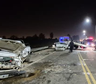 Murió y la beba está grave: auto cruzó de carril e hizo un desastre