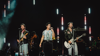 Los Jonas Brothers cerraron su paso por Argentina con dos noches inolvidables