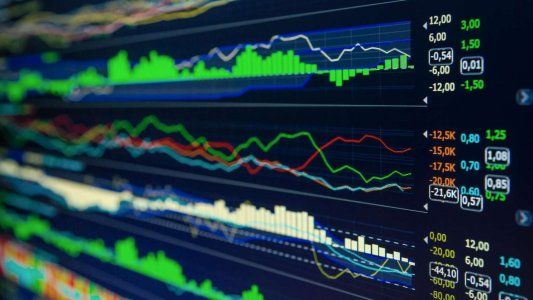 Cae la demanda de dólares y la tendencia le da un respiro al Gobierno