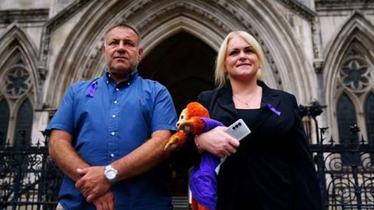 La dura historia de Archie Battersbee, el niño con muerte cerebral que mantiene en vilo a Gran Bretaña