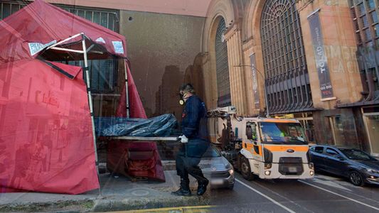Mató de un golpe a una mujer de 69 años en plena calle Corrientes: tenía los peores antecedentes