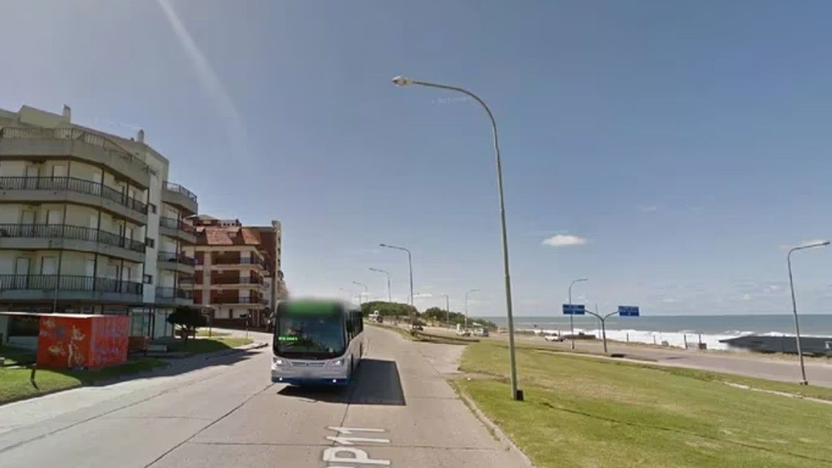 El lugar donde murió la turista de 22 años en Mar del Plata. (Foto: Captura Google Maps)