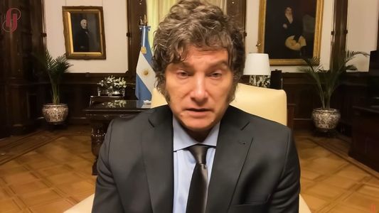 Javier Milei dijo que se está más cerca de dolarizar