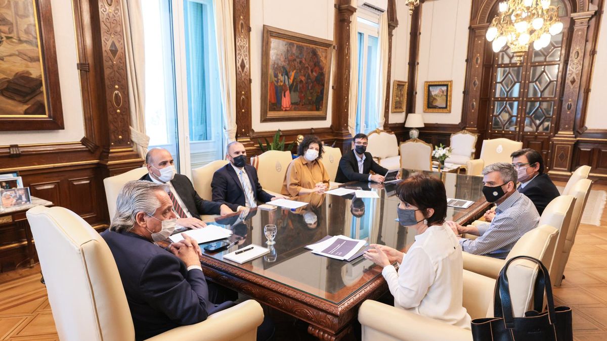 Alberto Fernández cambiará el regimen de monotributo para que ingresen los trabajadores de la economía popular