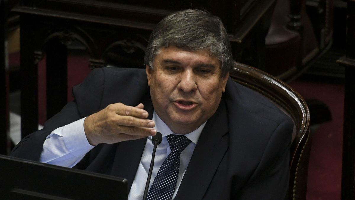 José Mayans minimizó la salida de los cuatro senadores del bloque del Frente de Todos: El orden no existe jamás. (Télam)