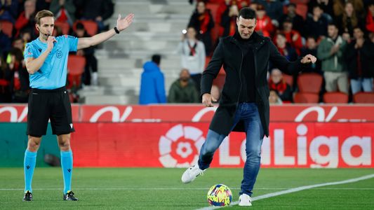 Lionel Scaloni recibió un conmovedor homenaje en el fútbol español y habló sobre su futuro como DT de la Selección