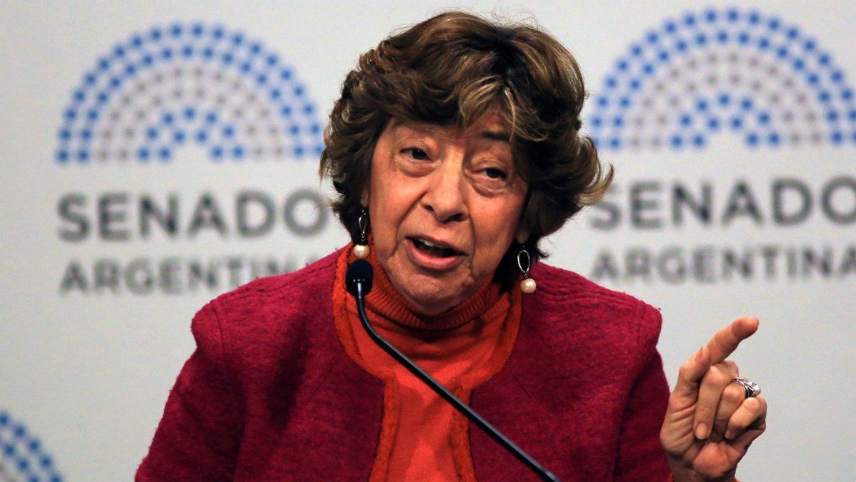 Mabel Bianco: “Ni la Iglesia católica objeta el preservativo como prevención”