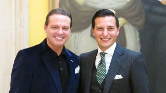 Reapareció Luis Miguel con cara nueva