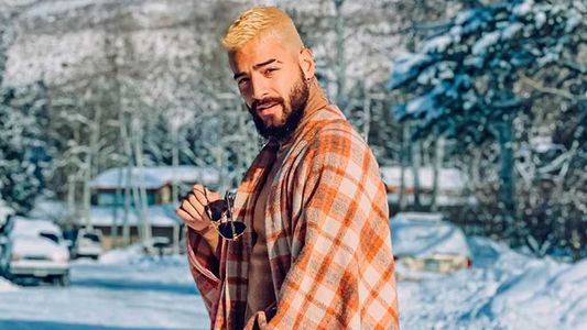 Maluma quedó envuelto en una fuerte polémica por el utilizar un supuesto tapado de piel