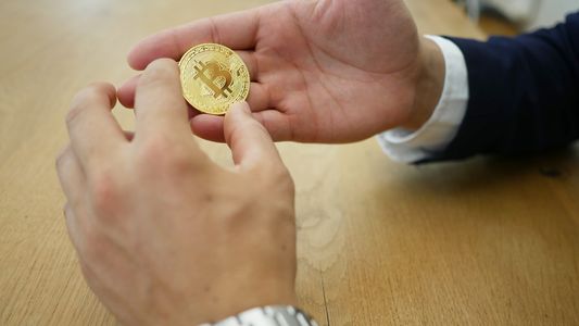 El día que Bitcoin se convirtió en moneda