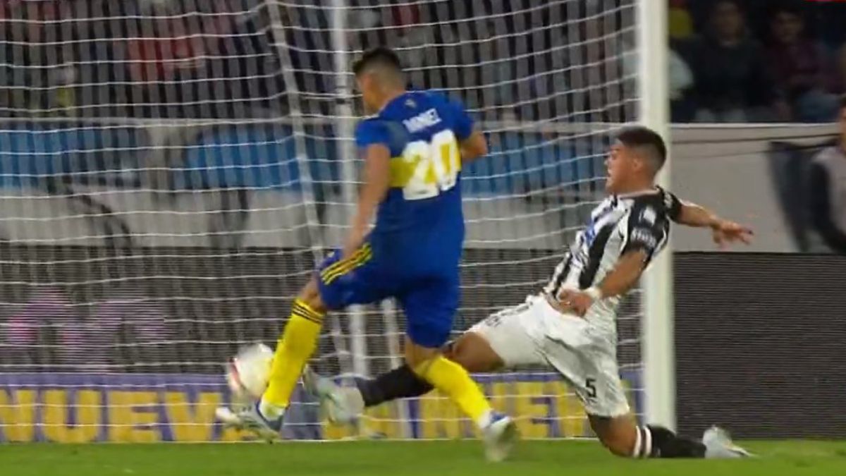 Ramírez erró un gol insólito para Boca.