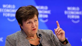 El FMI anticipó una caída del PBI del 3,5% y una inflación de 140% para este 2024