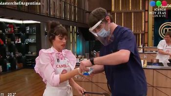 El accidente que sufrió Cande Vetrano en MasterChef Celebrity: Es horrible quemarse