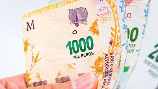 AUMENTO de casi el 100% y SUELDOS de $750.000 para un importante gremio: quiénes lo cobran