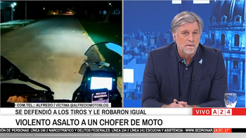 El violento robo a un chofer de aplicación en el Conurbano que quedó grabado por la cámara de su casco