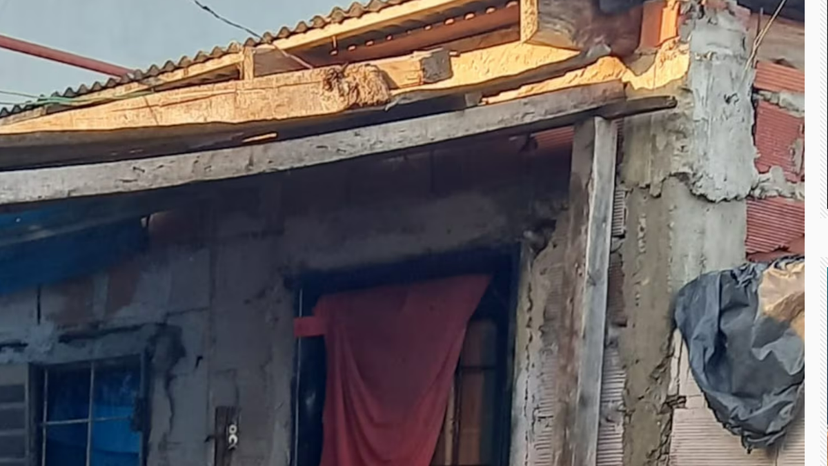 Los vecinos lograron entrar a la casa y salvaron a la víctima. (Foto: Policía de la Provincia de Buenos Aires)