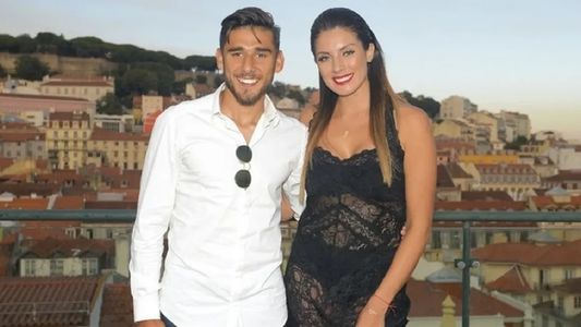 La exesposa de Toto Salvio arrojó tremendos tweets en contra del delantero de Boca