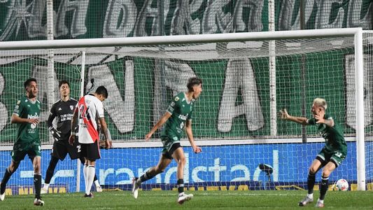 River: El increíble gol que le hizo Sarmiento