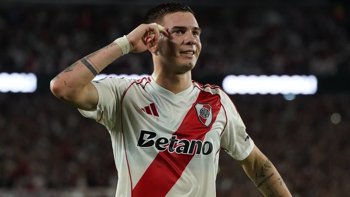 River goleó 6-2 a Independiente del Valle y clasificó a octavos de final.