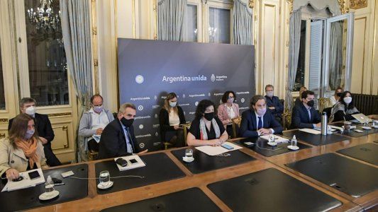 ¿Nuevas restricciones?: Los expertos solicitaron 72 horas para recolectar más datos