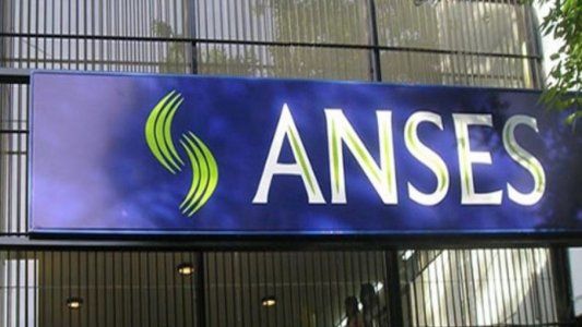 Jubilaciones, Pensiones, AUH, AUE: quiénes cobran hoy 18 de mayo 2021