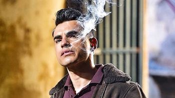 Abel Ayala de El Marginal se defendió de la grave acusación tras un accidente y mostró pruebas Abel Ayala de El Marginal se defendió de la grave acusación tras un accidente y mostró pruebas